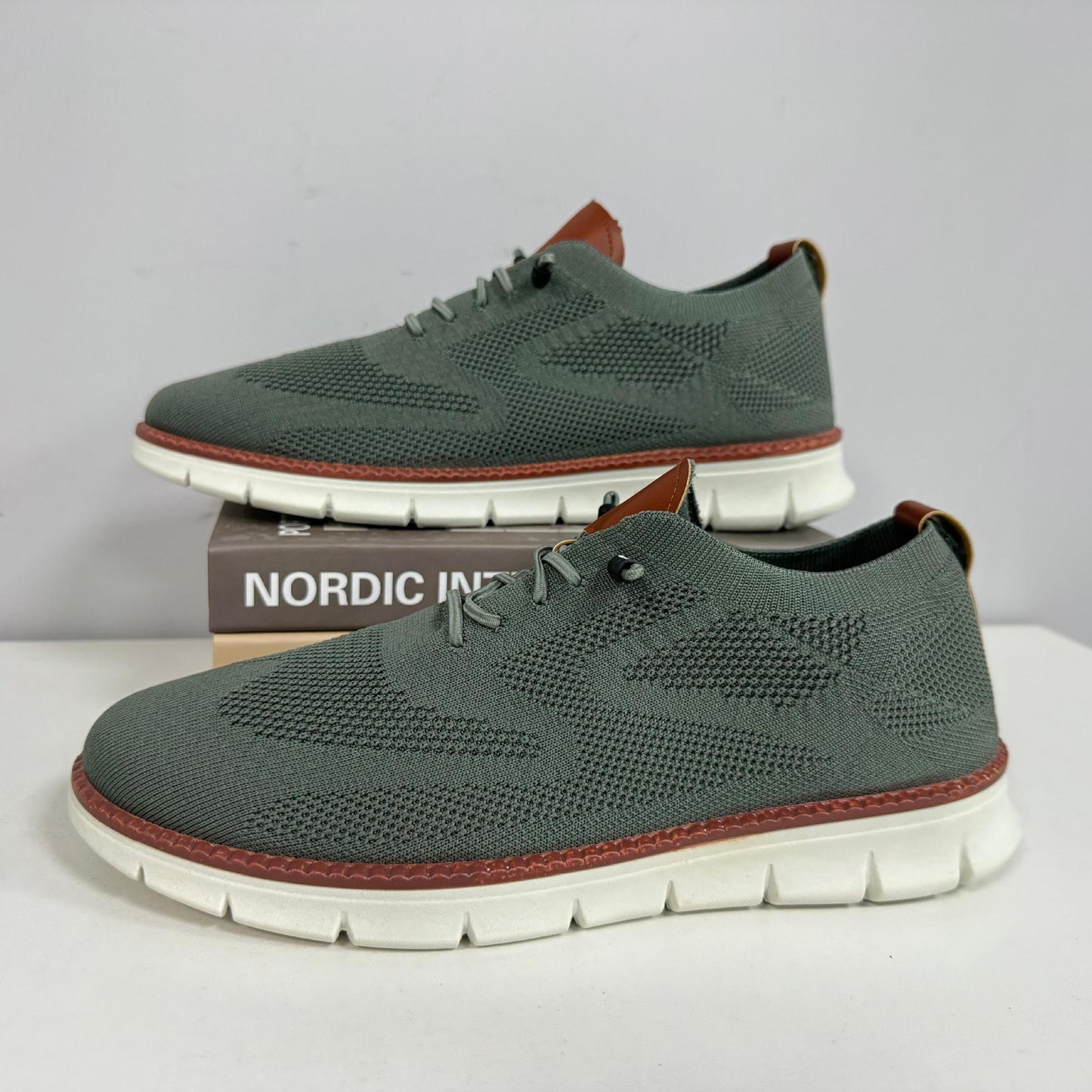 Versatile casual shoes