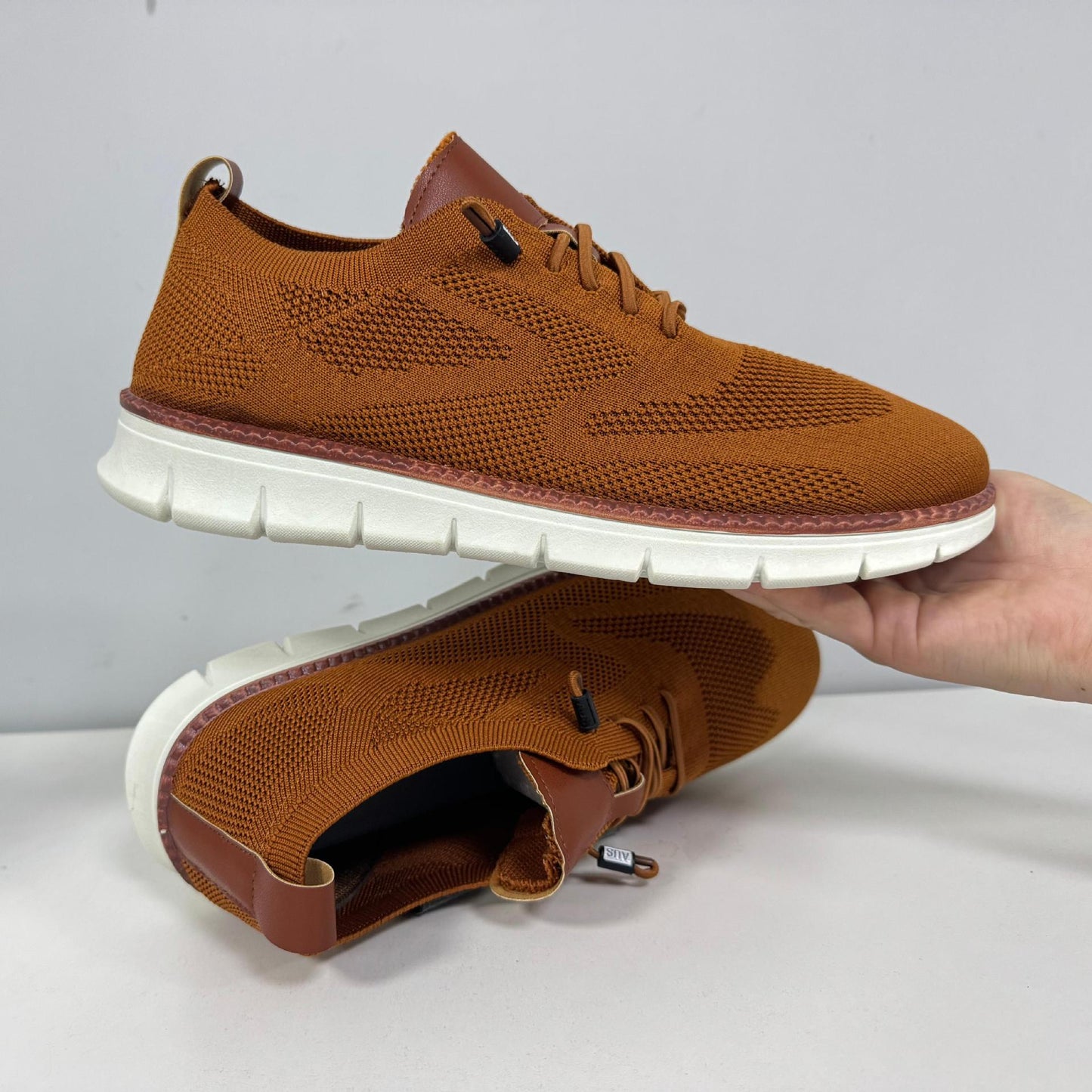 Versatile casual shoes